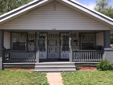 Main picture of 612 SW 17th Ave