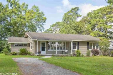 Main picture of 224 Orange Ave