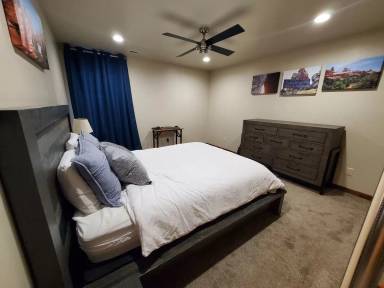 Main picture of 826 Palisade Dr