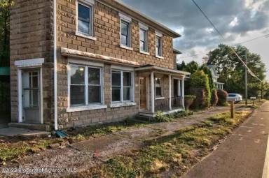 Main picture of 511 N Main St