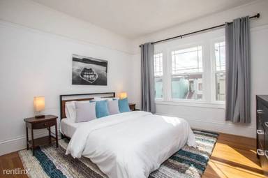 Main picture of 2038 Carroll Ave