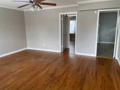 Main picture of 3448 Blodgett St