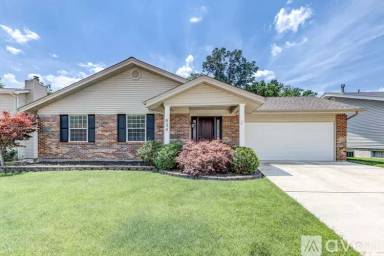 Main picture of 638 Showplace Ct