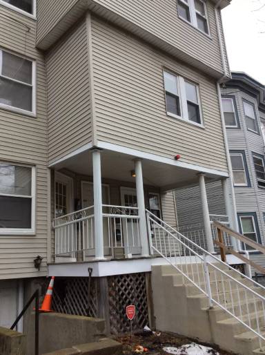 Main picture of 138-42 Vernal St