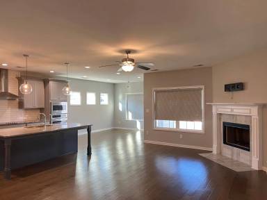 Main picture of 401 Tivoli Way
