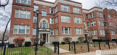 Main picture of 4402 N Racine Ave