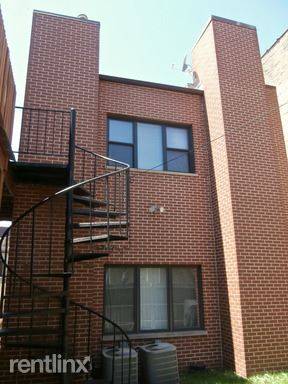 Main picture of 4955 N Damen Ave