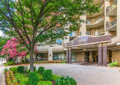 Main picture of Virginia Square Condominiums