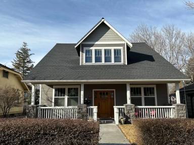 Main picture of 249 SW 8th St