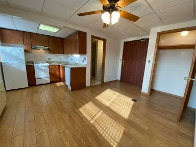 Main picture of 620 W Belmont Ave Apartments