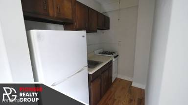 Main picture of Roscoe Apartments