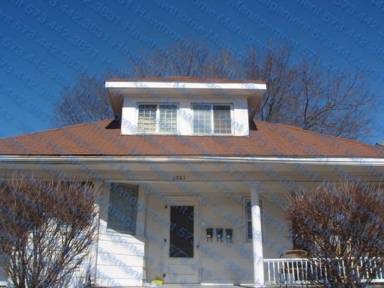Main picture of 1201 E Walnut St