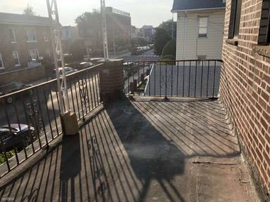 Main picture of 1913 61st St