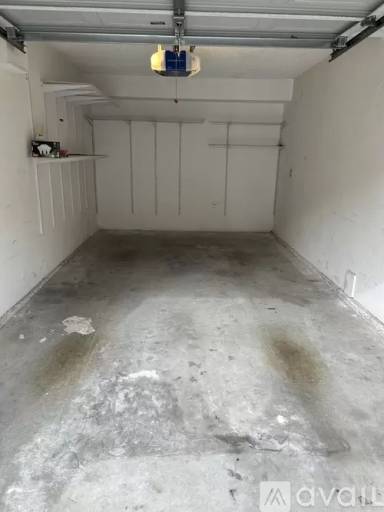 Main picture of 3440 Hathaway Ave