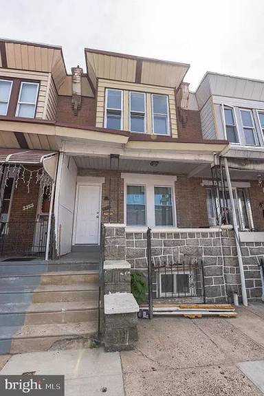 Main picture of 3351 N American St