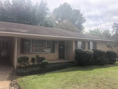 Main picture of 3304 Mary Mack Dr