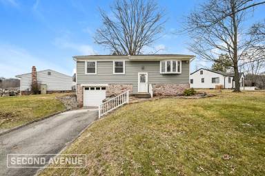 Main picture of 1405 Cavitt Rd