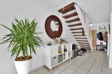 Main picture of 9210 Fontainebleau Blvd