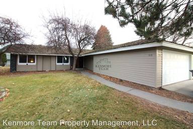 Main picture of 515 Meadows Dr S