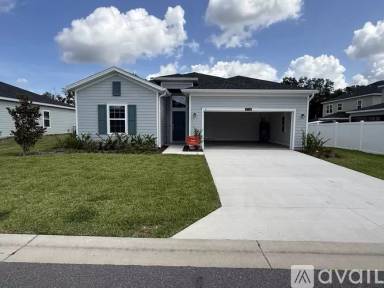 Main picture of 3121 NE 40th Pl