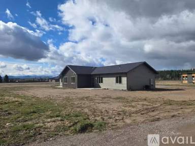 Main picture of 1522 Trumble Creek Rd