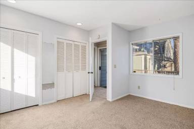Main picture of 2934-2938 SE Main St