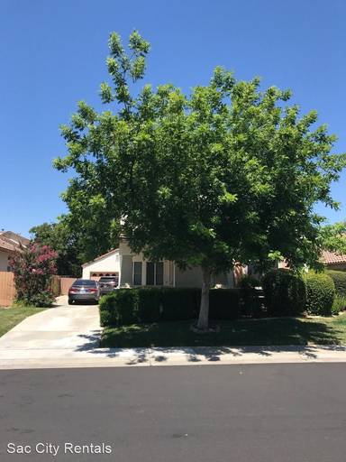 Main picture of 2605 Dinwiddie Way