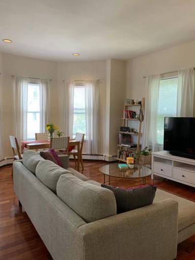 Main picture of 88 Hancock St