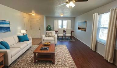 Main picture of 523 Burleson St