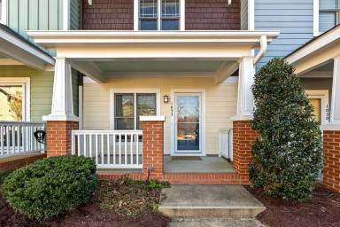 Main picture of 1046 Mica Lamp Ct