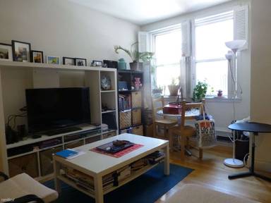 Main picture of 529 Beacon St