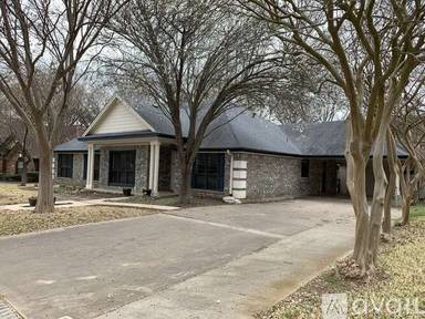 Main picture of 805 Blue Spring Cir