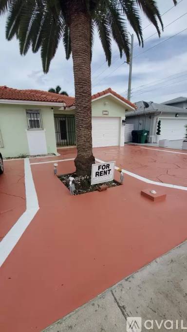 Main picture of 27921 SW 134th Pl