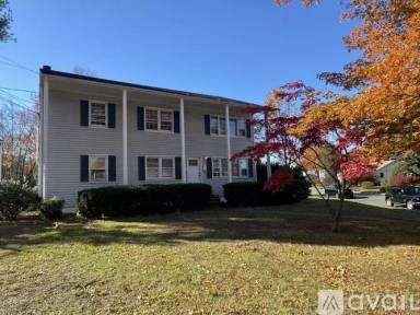 Main picture of 215 Livingston Ave