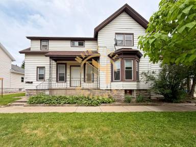 Main picture of 700 Merritt Ave