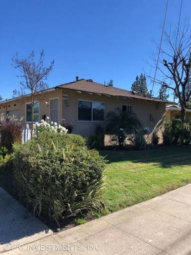 Main picture of 467 S Lemon St