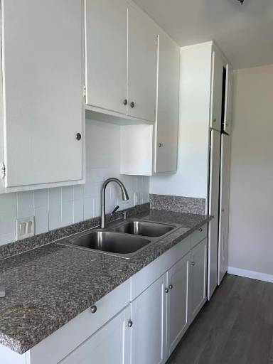 Main picture of 1228 Division St