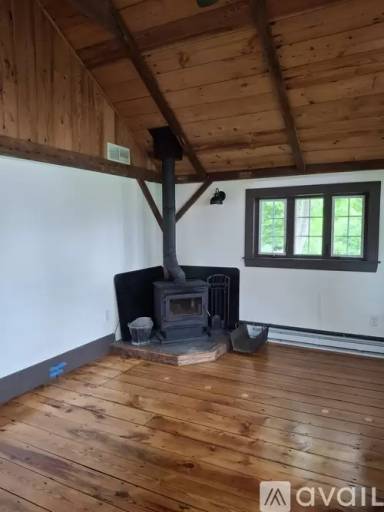 Main picture of 22 York Ave