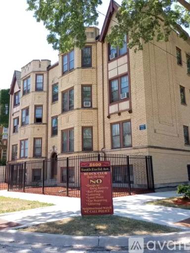 Main picture of 1921 E 86th St