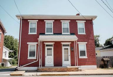 Main picture of 11 N Main St