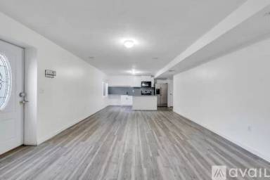 Main picture of 3217 S Hunter View Dr