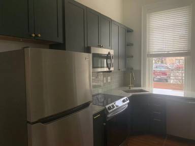 Main picture of 1000 Court St