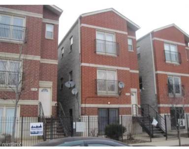 Main picture of 3150 W Fillmore St