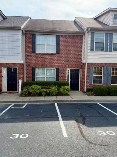 Main picture of 130 Madison Pl