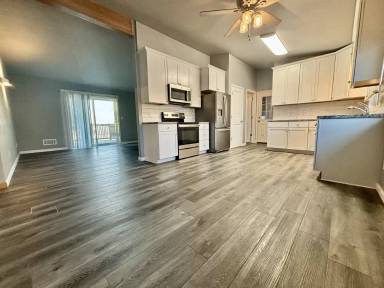 Main picture of 312 S Circle Dr