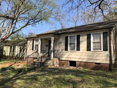 Main picture of 1016 Whitworth St