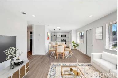 Main picture of 17101 Tiffany Lake Pl
