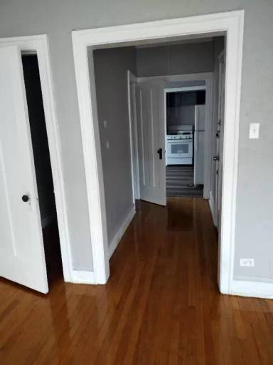Main picture of 1650 W 82nd St