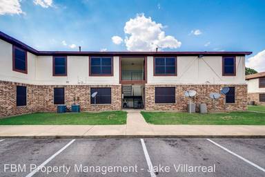 Main picture of 1001 NE 3rd St