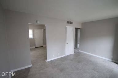 Main picture of 2449 2nd Ave